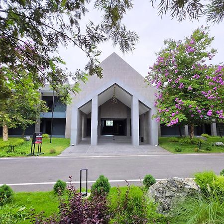See Stars & Forest Resort Amphoe Sawang Daen Din エクステリア 写真